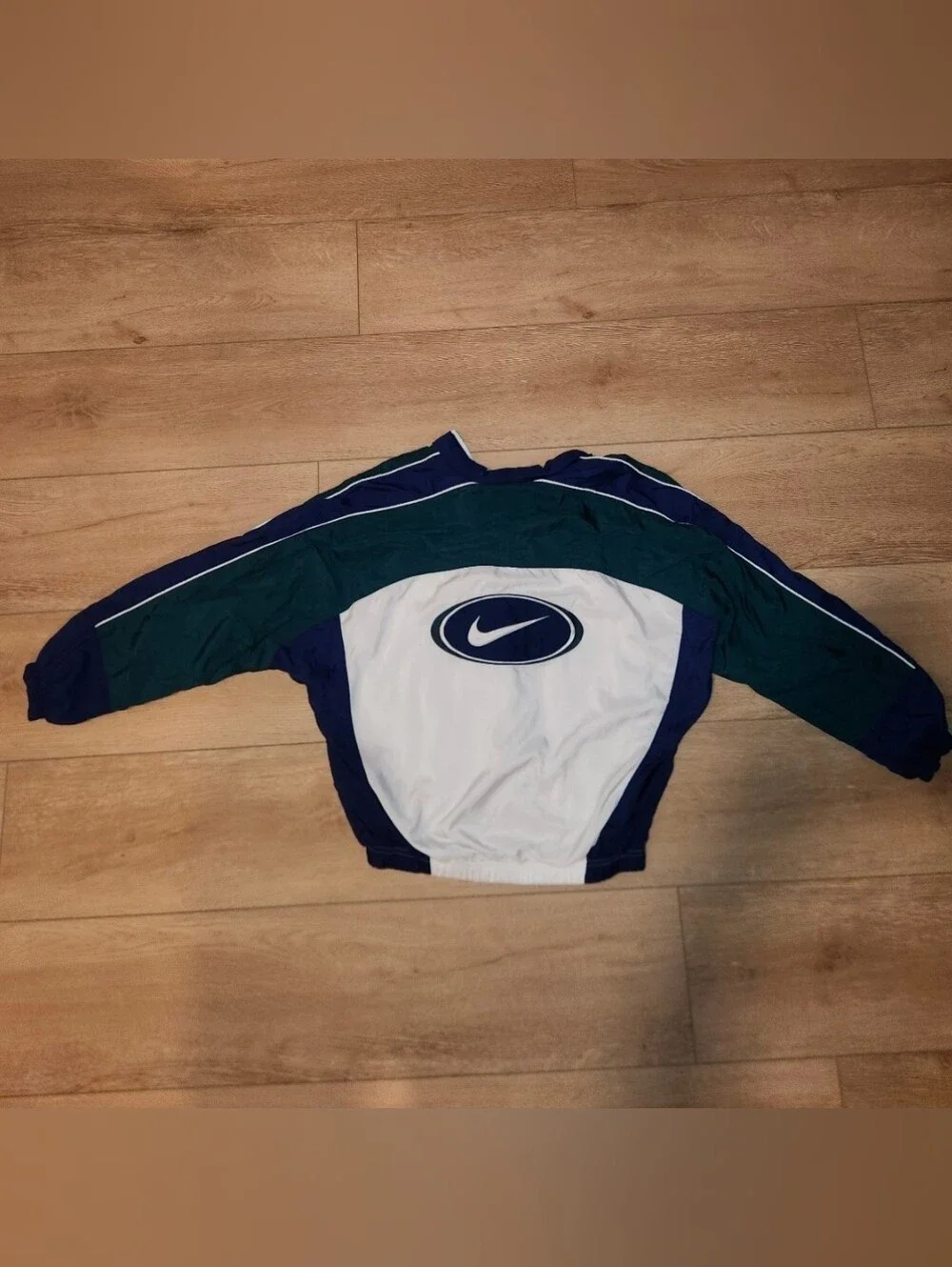 Vintage Y2K Nike Red Tag Embroidered Logo Yputh size Large Fits Like Mens Small